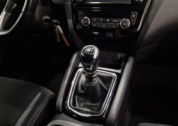Nissan Qashqai cena 77900 przebieg: 82000, rok produkcji 2017 z Jelenia Góra małe 436